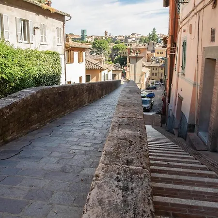 La Conca Apartment: A View On The Aqueduct * Perugia