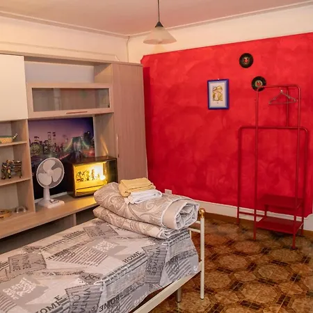 La Conca Apartment: A View On The Aqueduct Apartment *